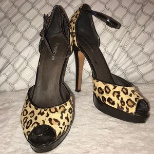 Bebe Animal Print Peep Toe High Heels Size 9